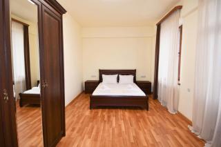 Cozy 2 Bedroom Apartment With The Best Location, Near The Opera, New Building - Yerevan - 4