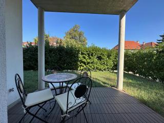 FeelHome-GolfClub-Terrasse-6 Gäste-WiFi-Smart TV - 4