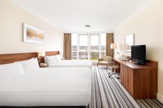 Holiday Inn Leeds Brighouse by IHG - Brighouse - 2