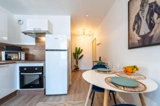 Proche Technopole: lit double - fibre - lave-linge - Grenoble - 8