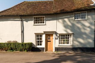 Miller Cottage a luxury 1550's cottage in the Historic centre of Saffron Walden - Saffron Walden - 0