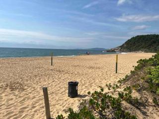 Casa pé na areia em praia paradisíaca - Balneário Camboriú - 1