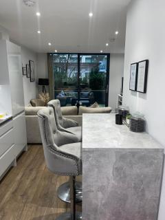 One bed apartment in central London - 6