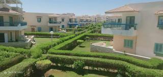 شالية يري البحر بقرية البوسيت السياحية بمدينة العلمين الساحل الشمالي قبل مريناSea view chalet in El Bousit tourist village in El Alamein city, North Coast, before Marina - El Alamein - 4