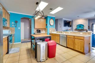 Pet-Friendly Austin Area Home with Outdoor Oasis - Hutto - 1
