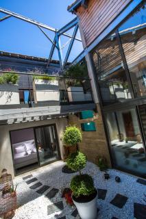 Be Loft B&B Pool & Spa - 9