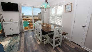 4x1678, Turtle Trax-Semi-Oceanfront, Pets Welcome, Wild Horses, Ocean Views! - Corolla - 2