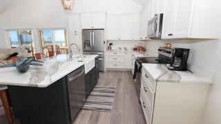 4x2000, Sandfiddler Inn- Semi-Oceanfront, Wild Horses, Hot Tub, Ocean Views! - Knotts Island - 5