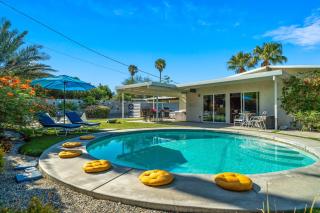Modern Alexander Pool Home Permit# 3961 - Palm Springs - 7