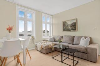 Contemporary city-apartement with views of the dock! - Bergen - 0
