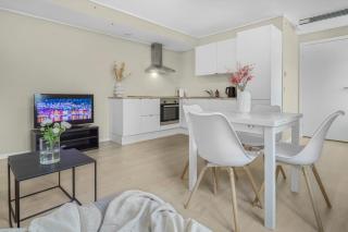 Contemporary city-apartement with views of the dock! - Bergen - 9