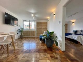 Modern apartment-1 block from El Poblado park - 5