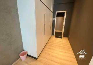 Austin Studio Queen Bed - 8