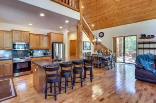 Wraparound Deck and Large Yard Pinetop Home! - Indian Pine - 6
