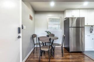Roomy Urban Apartment Montrose! Free Parking #9 - Houston - 9