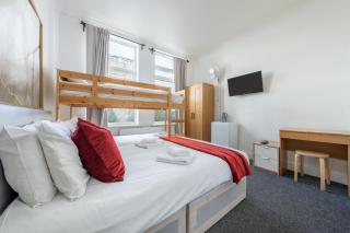 The Buross - Aldgate - London - 9