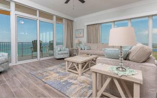 Phoenix Gulf Towers 2301 - 1
