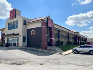 Countryside Suites Kansas City Independence I-70 East Sports Complex Hotel - 0