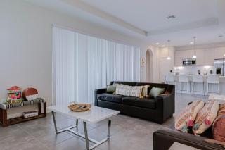 Balmoral Resort-198KB home - 2