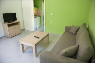 Vliho Bay Suites & Apartments - Yenion - 4