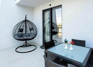 Brooch Boutique Hotel - 1