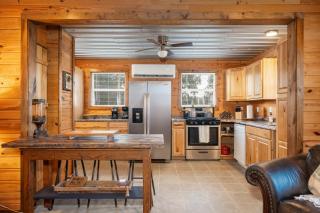 Misty Mountain Cabin Spectacular Scenic Escape by Caddo River - Glenwood - 2
