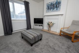 Jesmond Square - Hartlepool - 6