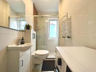 MMRent Blue Lagoon Room - 2