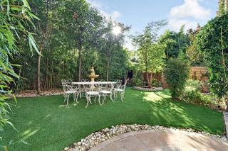 Luxury Mansion with Garden in Heart of Neuilly - 8
