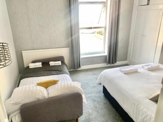 Lovely city town house with free parking sleeps 2 to 6 guests - York - 5
