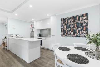 ROYA63/20 - Royal Respite - Perth - 3