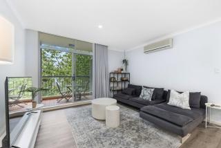 ROYA63/20 - Royal Respite - Perth - 6