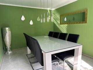 Outlet Center House, Pool-Jacuzzi-Garden-Sundeck - Parndorf - 8