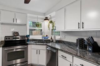 Blue Flamingo Paradise w/ Pool + Game Room + Grill + Fire Pit - Largo - 9
