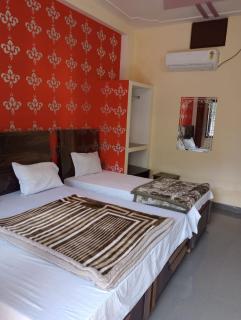 Sati tourist lodge - Rudraprayāg - 5
