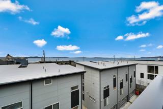 Modern 3 BR Townhouse just steps to Alki Beach - Seattle - 1