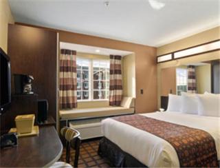 Microtel Inn & Suites by Wyndham Macon - 8