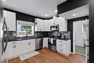 Hot Tub & Firepit Just Mins From Dwntwn Arena GU - Spokane - 8