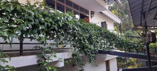 Le Farmhouse Munnar - Anachal - 9