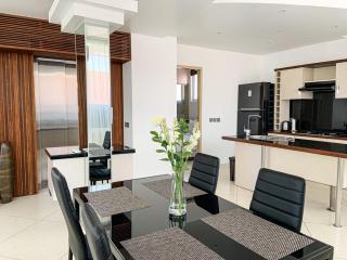 Madewi Apartment - Seminyak - 0