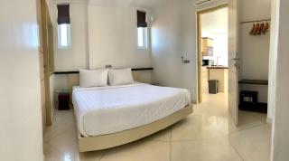 Madewi Apartment - Seminyak - 1