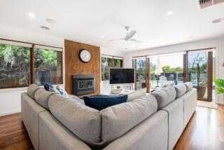 Alfresco Poolside Retreat Rye - Rye - 8