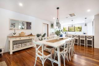Alfresco Poolside Retreat Rye - Rye - 6