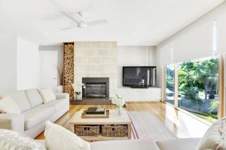 Garden Elegance in Blairgowrie - 1