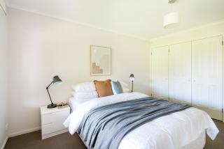 Brooklyn Beach Abode Walk to the beach - 1