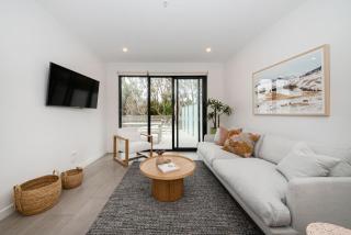 Apartment Living on the Beach - 9