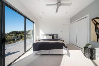 Rockleigh Bay - Gas Heated Spa and Solar Heated Pool - 3