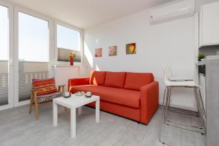 Chłodna Apartments with a City View Wola by Noclegi Renters - Warsaw - 4