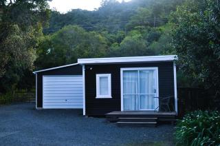 Lakeside Cottage with Jetty at Lake Tarawera - Rotorua - 5