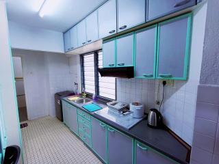 3 Bedroom Apartment Free WIFI Near Komtar Georgetown Penang - 6